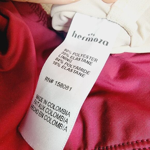 NEW Hermoza Red Marisa One-Piece Swimsuit SIZE 8. $128 Retail - Picture 8 of 10